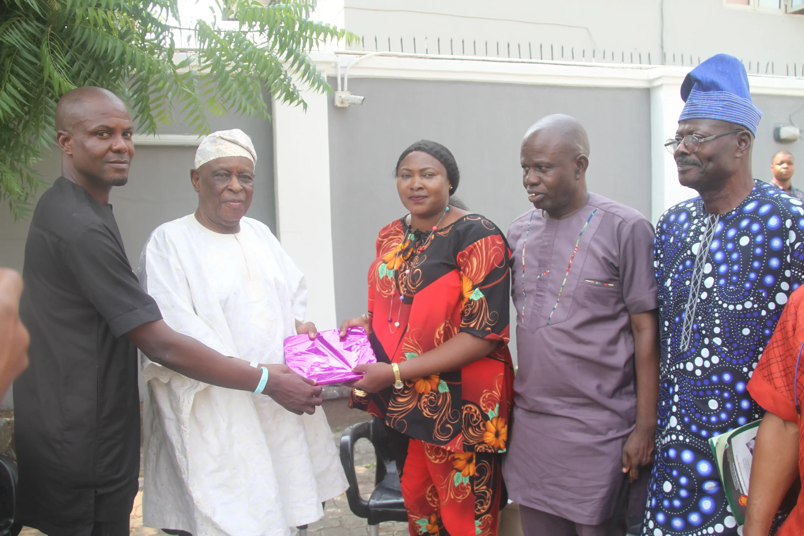 PJAN Excos, Elders Visit Former Ogun Governor Osoba and Adedayo